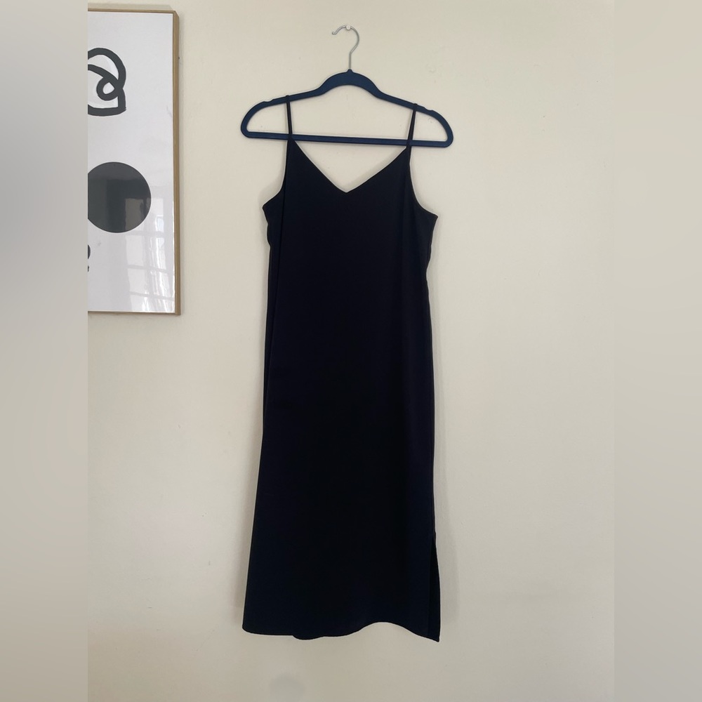 UNIQLO Black Full Length Dress